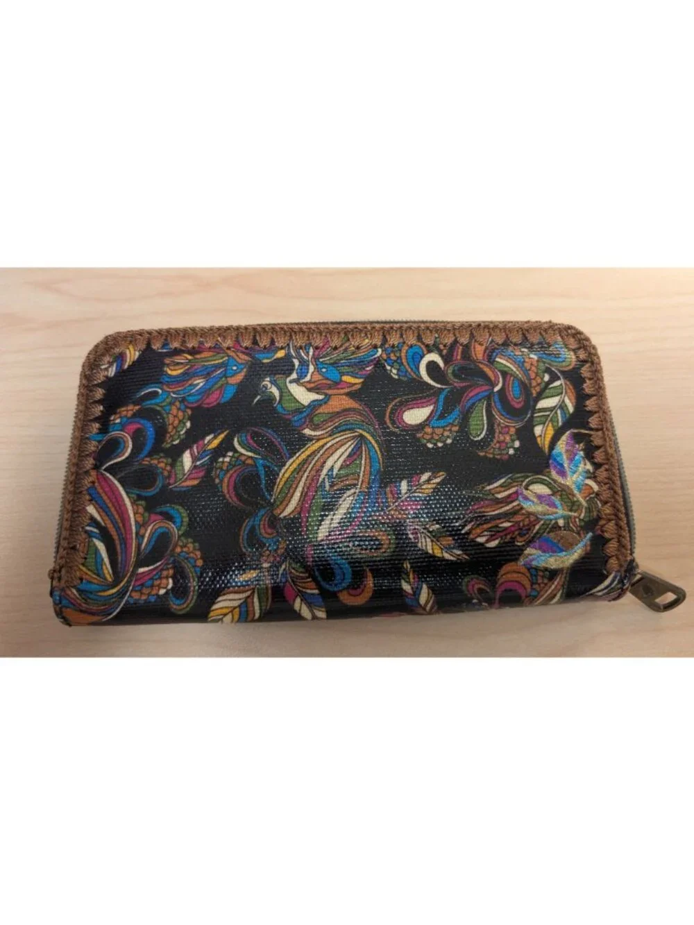 Sakroots artist circle large zip around wallet colorful bird themed peace